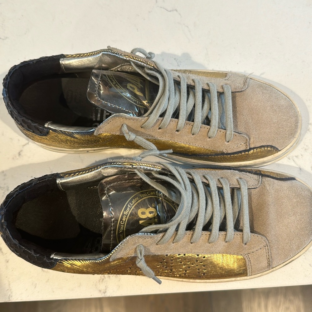 P448 Sneakers